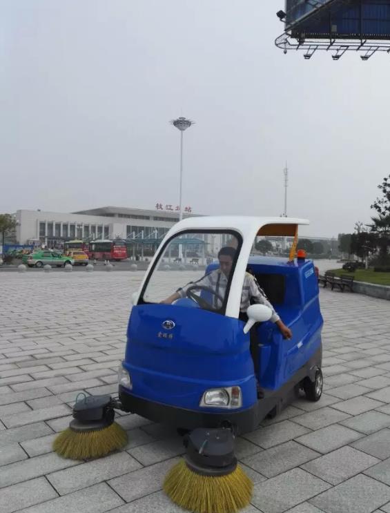 【企業(yè)快訊】S18掃地車，掃出新“凈”界
